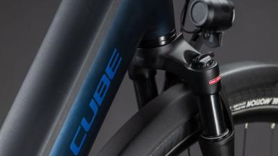 Cube Supreme Hybrid Deluxe ONE 600 indigoblue'n'switch Gr&ouml;&szlig;e: Easy Entry 46 cm Produktbild 2